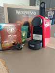 Espressor capsule NESPRESSO Essenza Mini