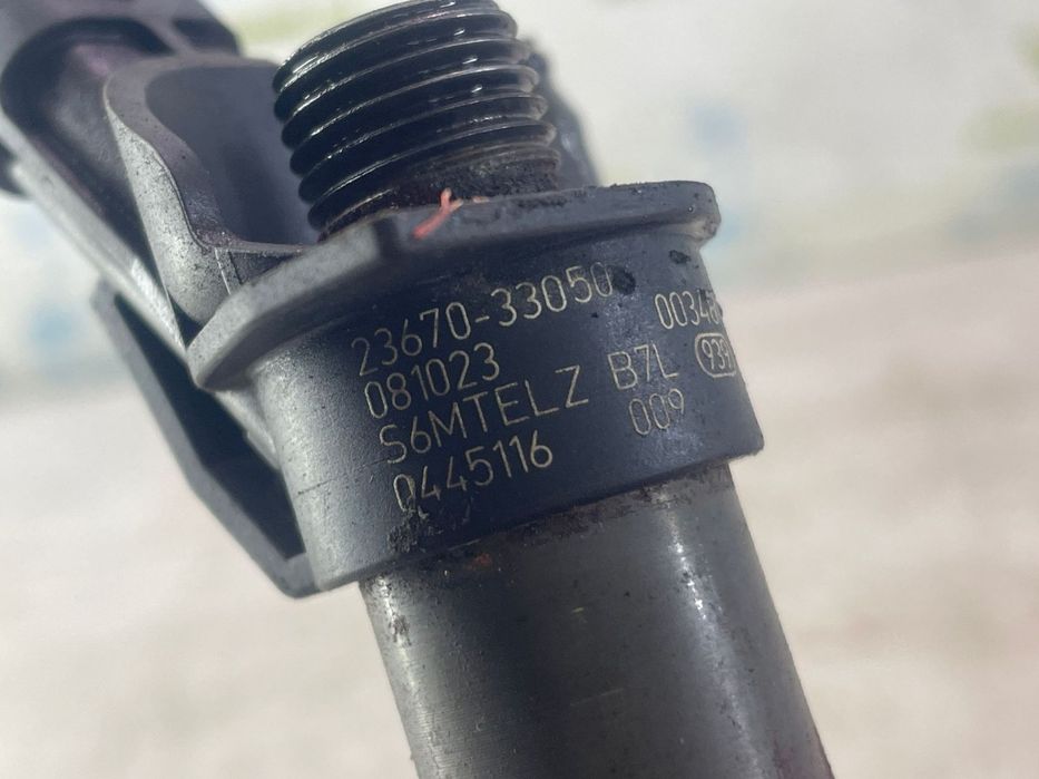 Injector 23670-33050  9445116009 1.4 d 1NDTV Toyota Urban Cruiser 1 [