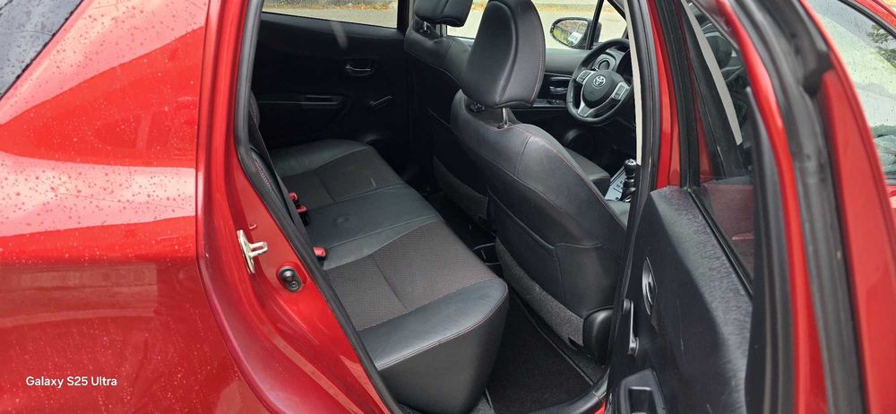 Toyota Yaris 1.4 D4D $ ПАНОРАМА $ NAVI $ Камера $ Кожа $