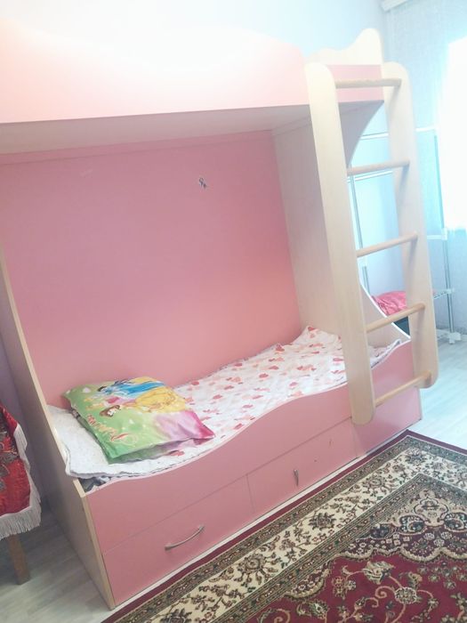 Кровать 2 этажный Продам срочно