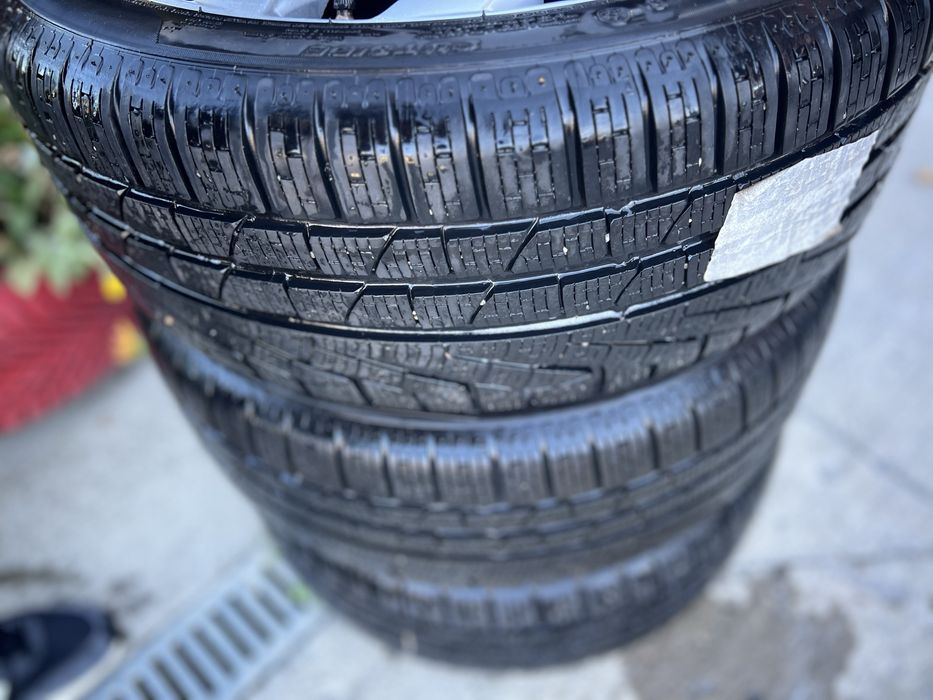 Джанти с гуми Hyundai  215/40/18 5x114,3