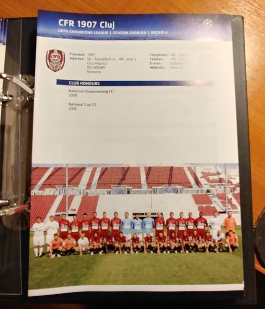 Vand Album UEFA Champions League Statistics Handbook 2008-2009 FCSB