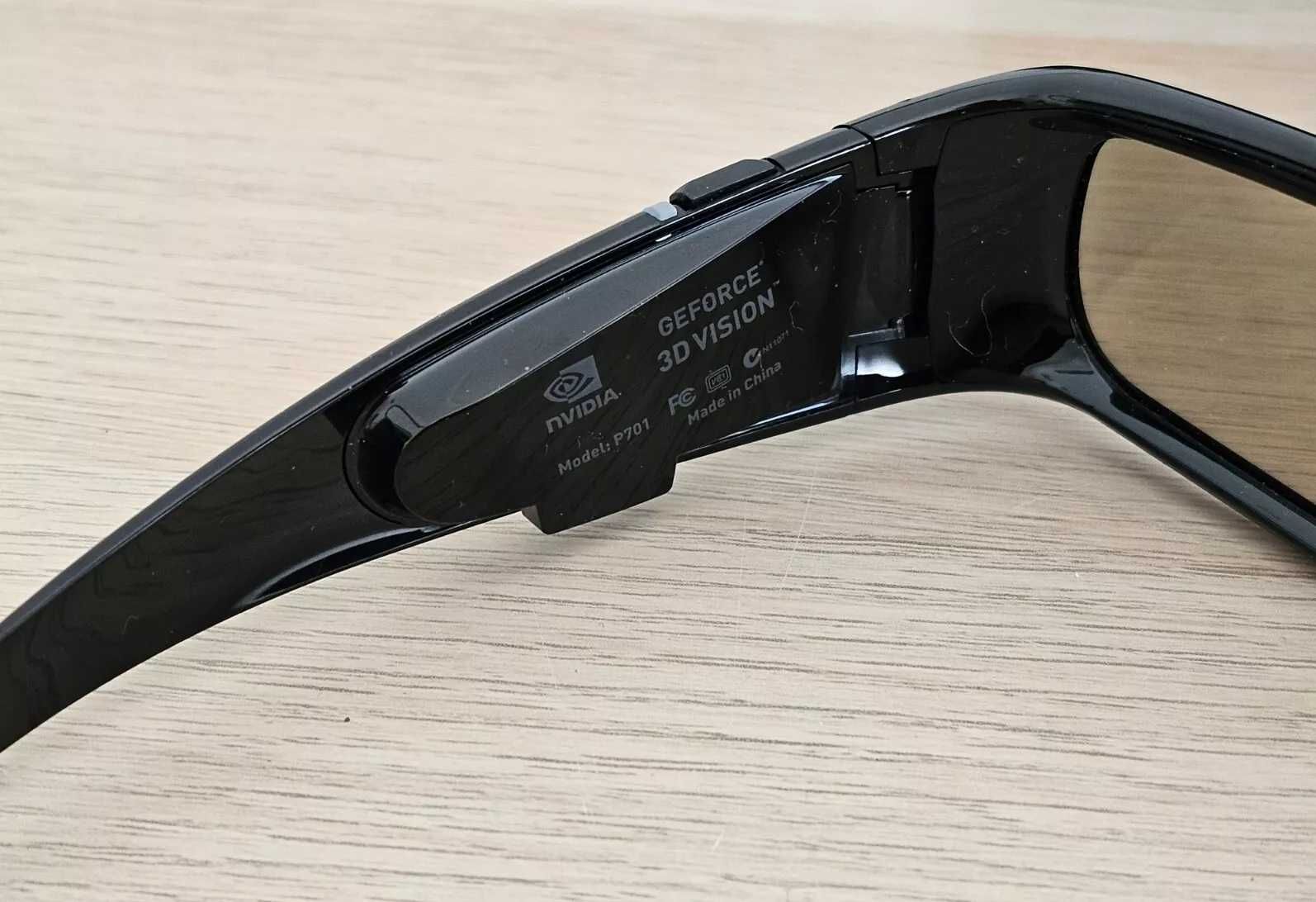 3D-очки NVIDIA GeForce 3D Vision Kit с трансмиттером