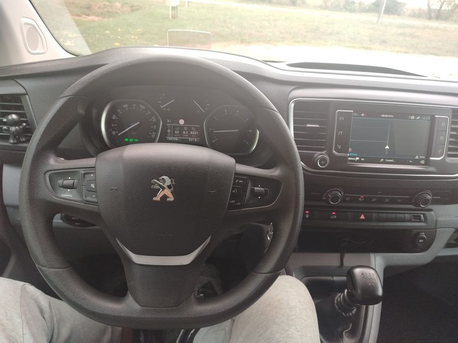 Vând Peugeot Expert 2021 1,5 Diesel 120 CP euro 6
