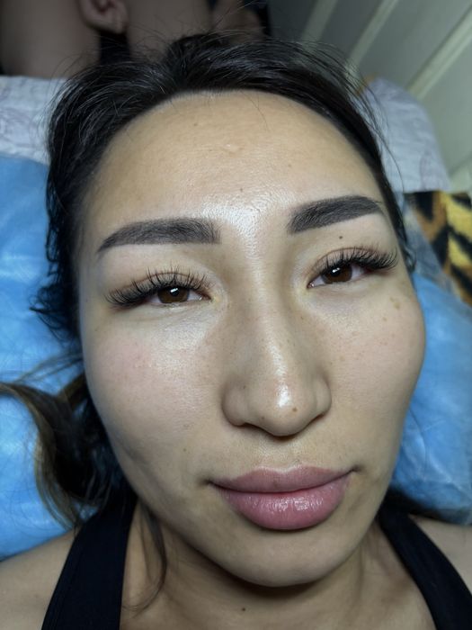 Наращивание ресниц 2000тг