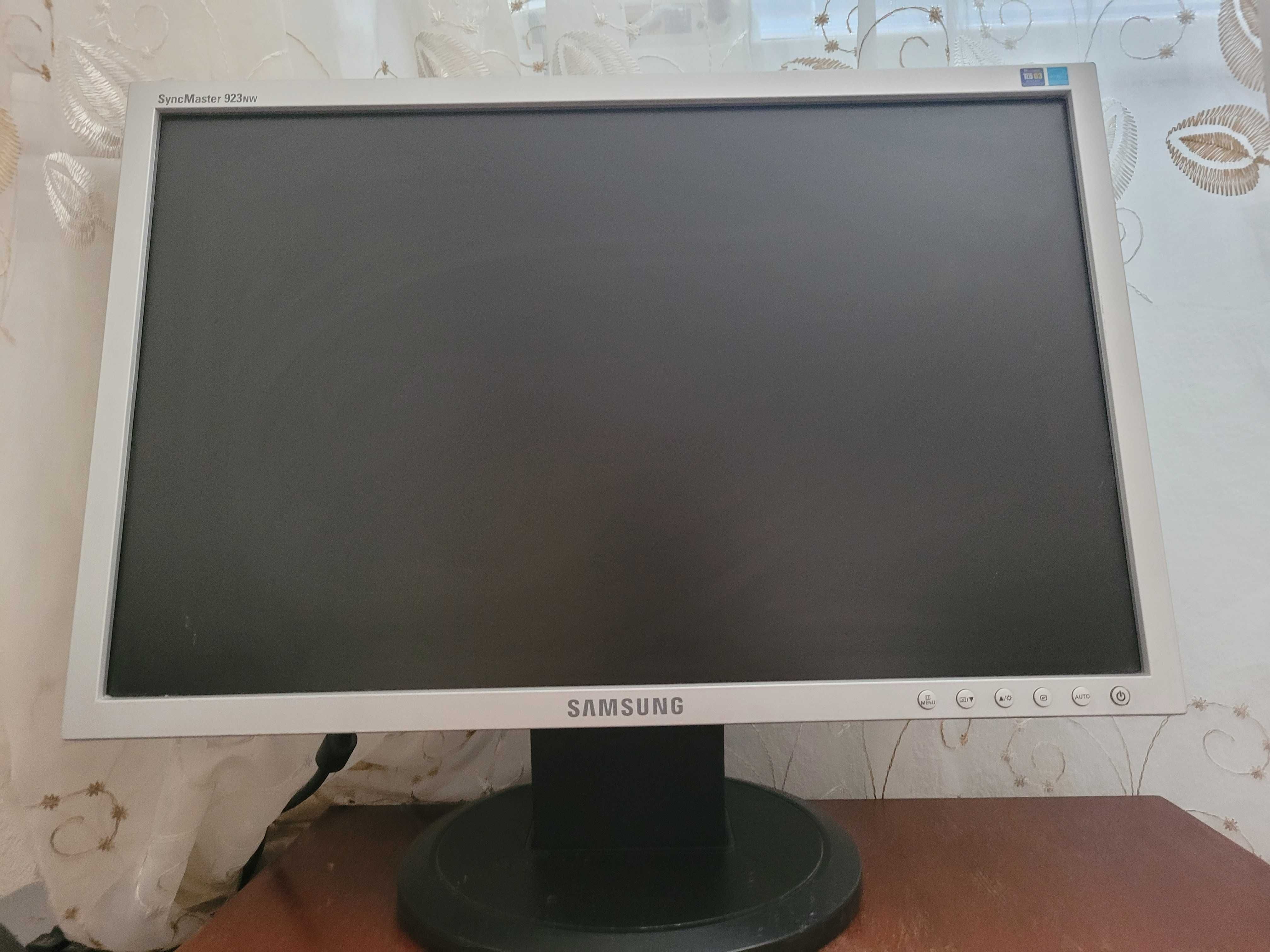 LCD Монитор Samsung SyncMaster 932NW, 19 inch