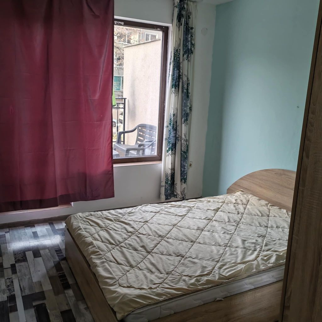 Дава се под наем Двустаен апартамент в Пловдив, Гагарин - 50 кв.м за 280.5 € - Снимка #2
