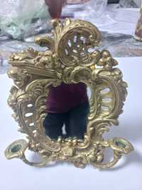 Superbă oglindă veche, din bronz cu sfeșnice. .