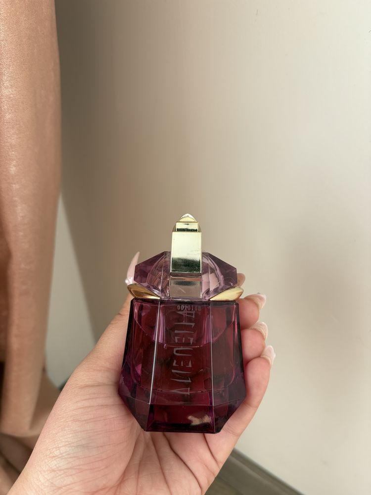 Парфюм - Mugler Alien