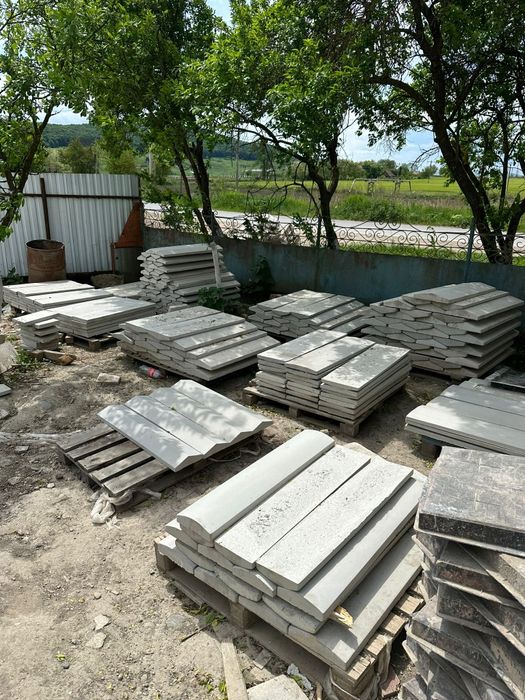 Capace pentru/gard/coame gard/capace gard