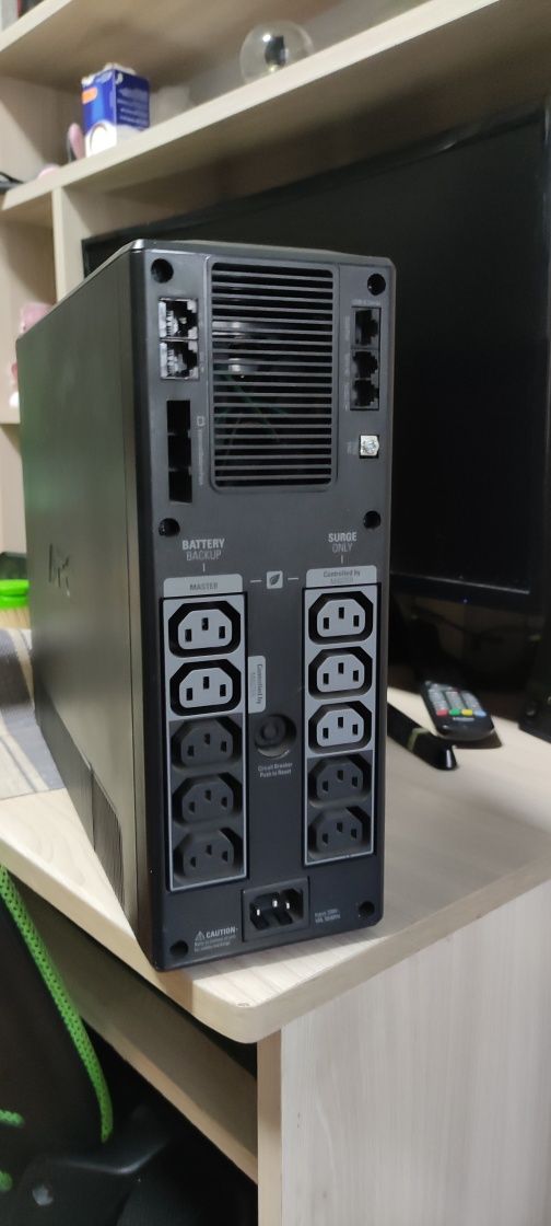 Продам источник бесперебойного питания APC Back-UPS Pro 1500 BR1500GI.