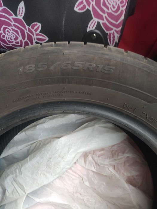 Продавам летни гуми LAUFENN 185x65 R15