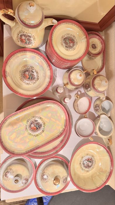 Фарфоровый сервиз «Мадонна» Fortuna Eisenberg (ГДР);