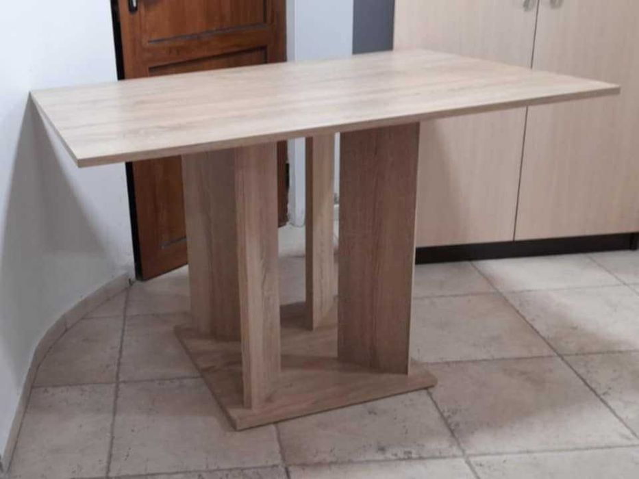 Спешно, 3 бр. маси, лично предаване София