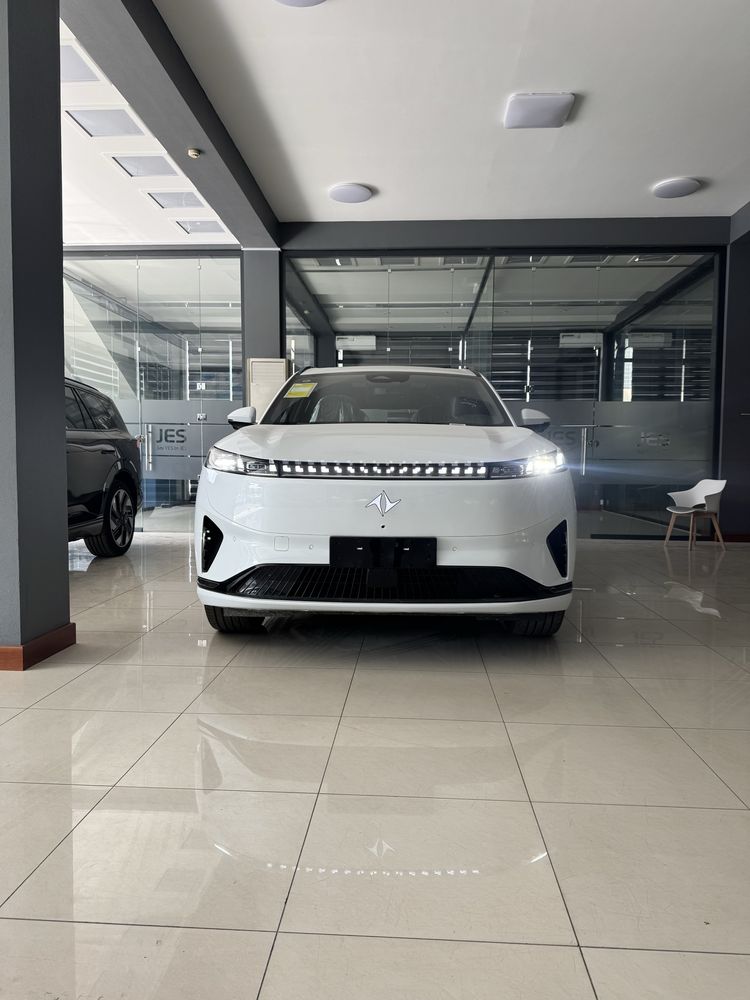 Dongfeng EP 008 Ultra Full 3 yil garantiya Arzon narxda Notarius