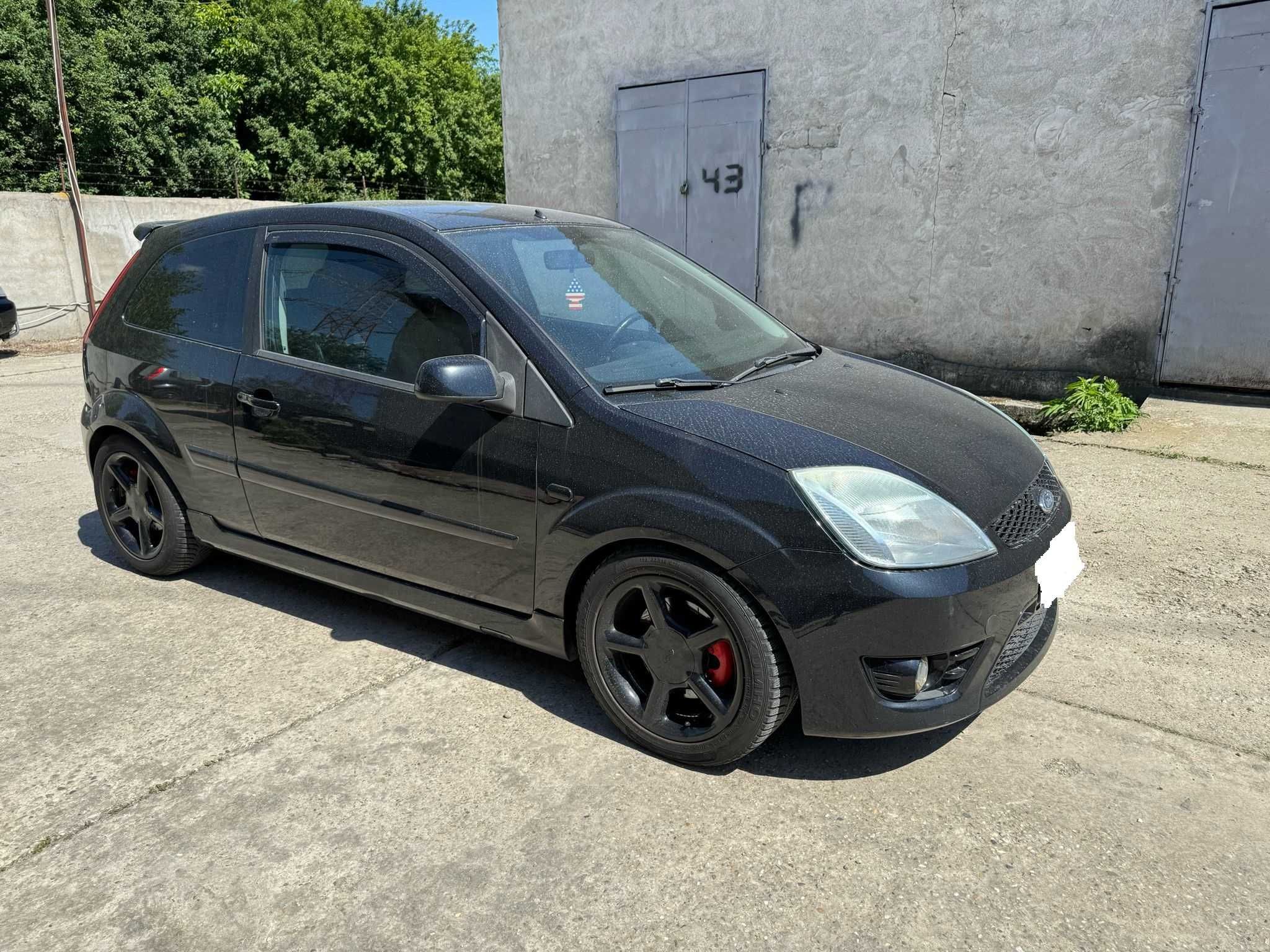DEZMEMBREZ Ford Fiesta ST MK5 an 2005