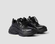 Сникърси Balenciaga triple s кожени маратонки