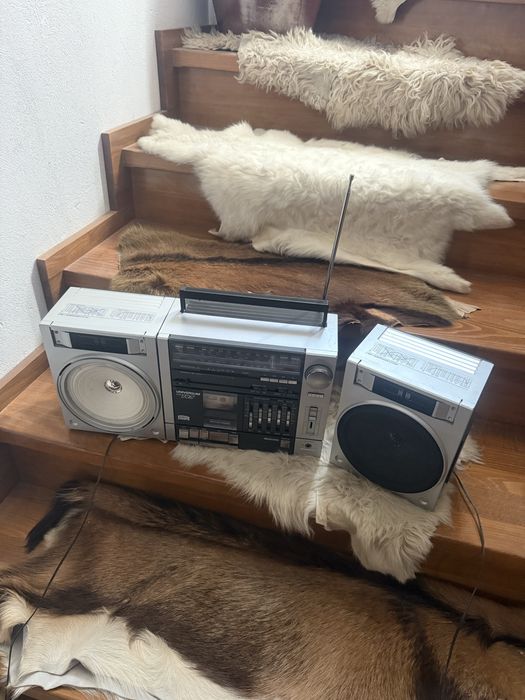 Radio casetofon Universum ghetto boombox