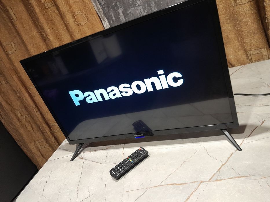 Продам плазму отлично работает panasonik 2019 года