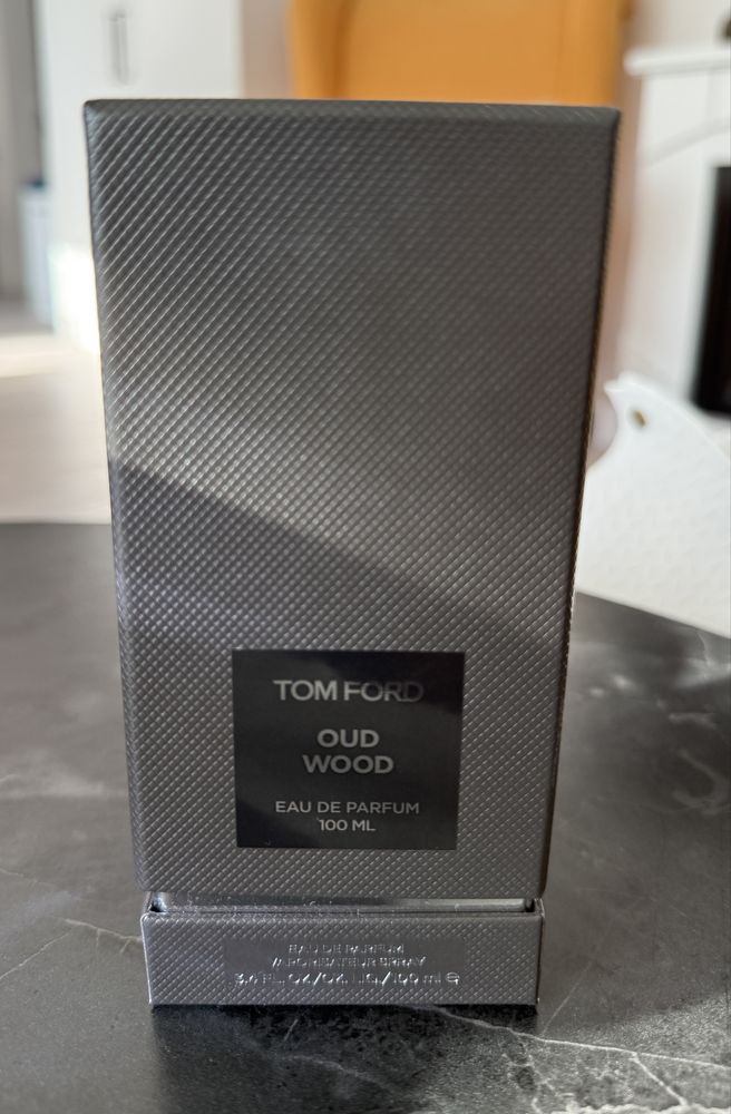 Tom Ford oud wood