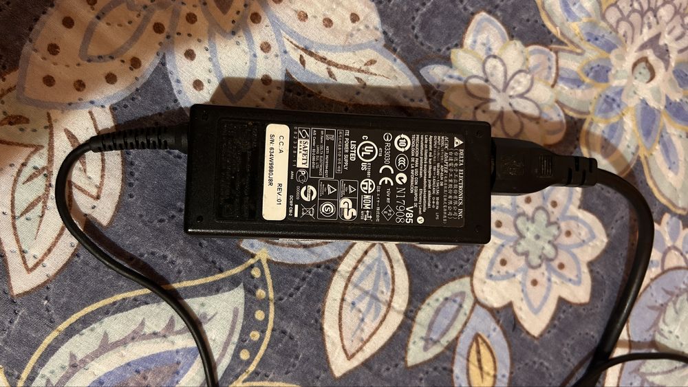 Лаптоп Acer G725 с Windows 7