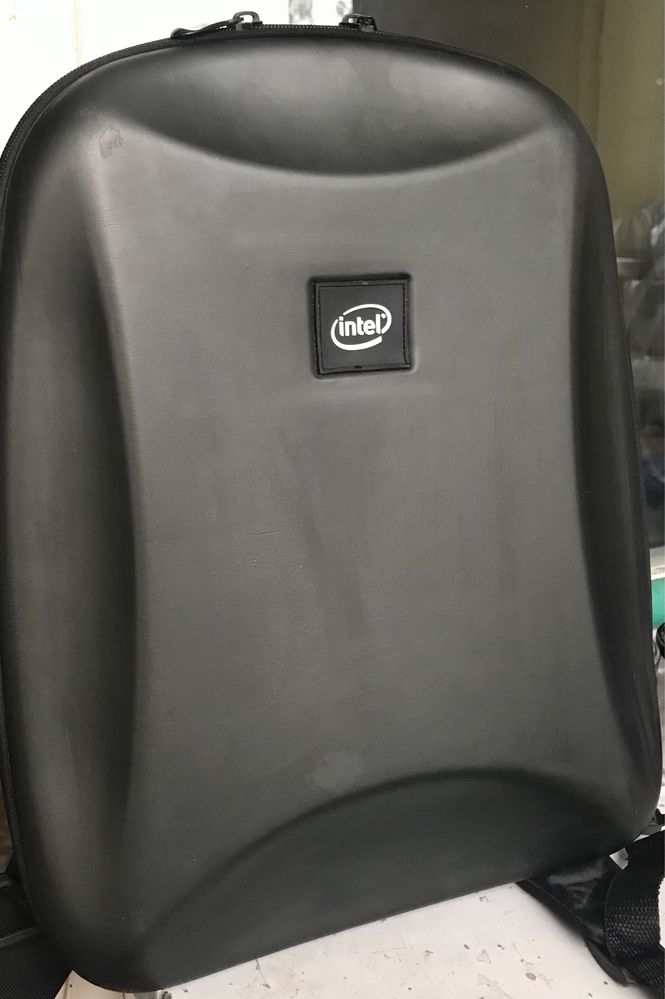 Ghiozdan laptop Intel