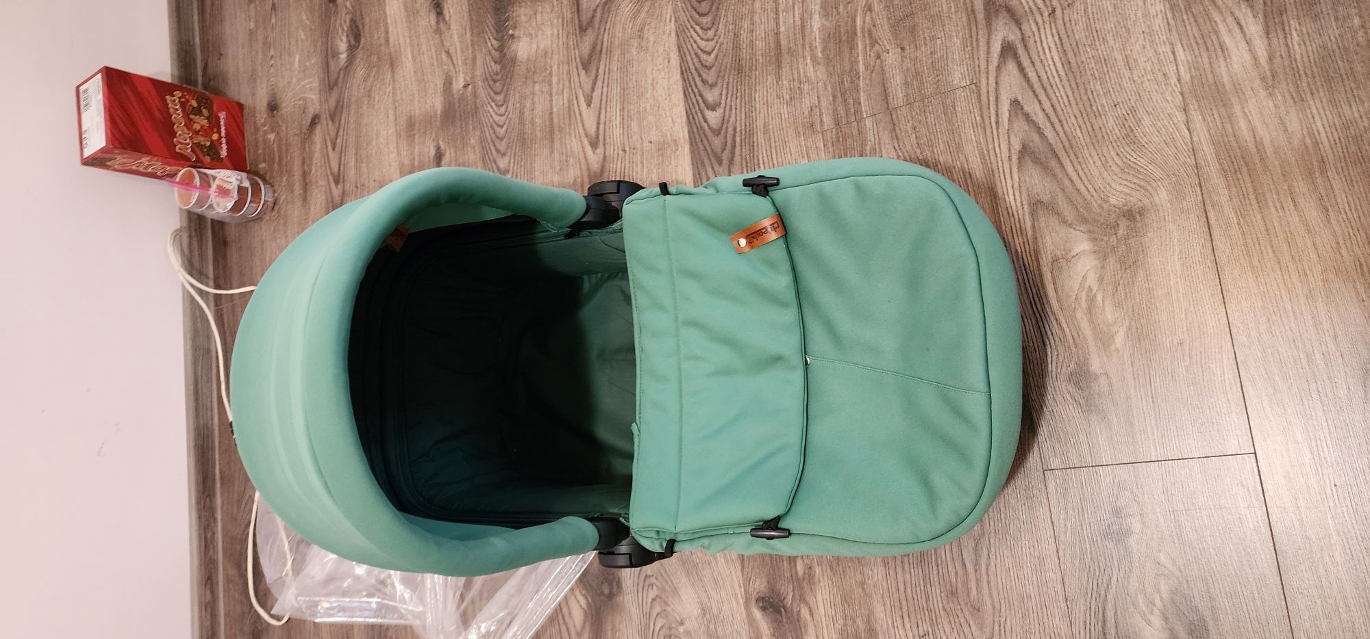 Продавам бебешка количка Chipolino Piruet 3 in 1