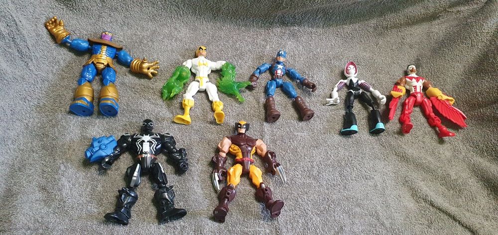 Оригинални фигури Марвел