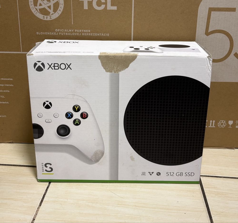 MDM vinde: Consola Xbox Series S, 512GB, Controller.