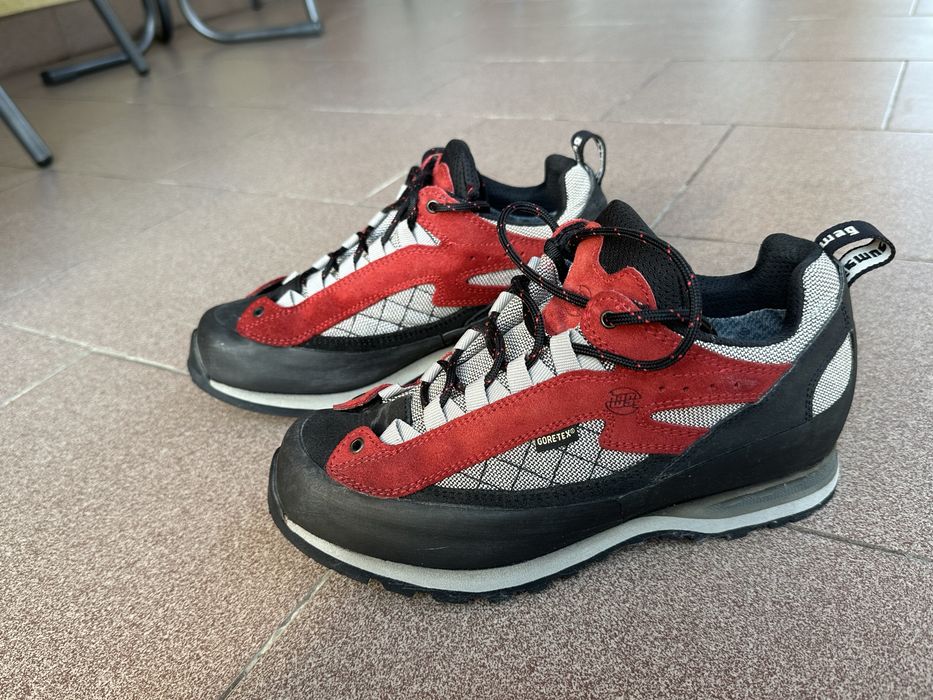 Hanwag trekking shoes marimea 38