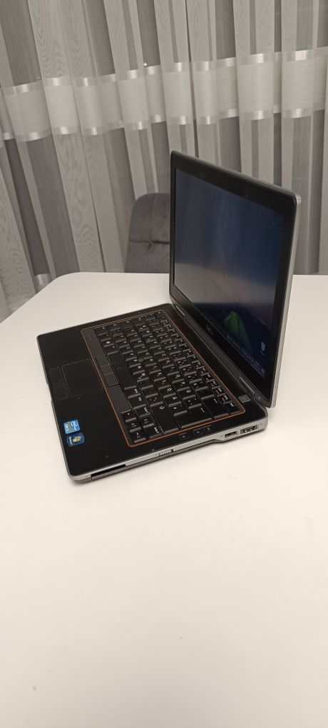 Лаптоп Dell Latitude 6320