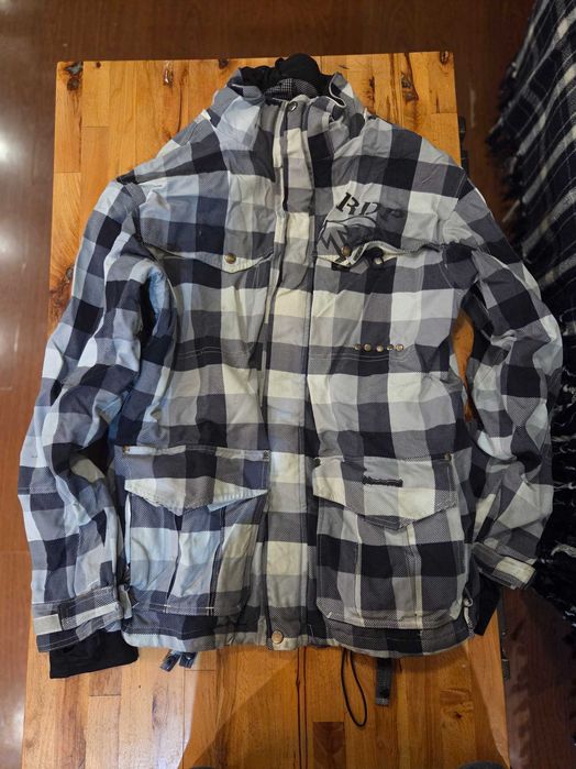 Pachet SNOWBOARD Incepatori Placa, Legaturi, Booti, Geaca, Pantaloni