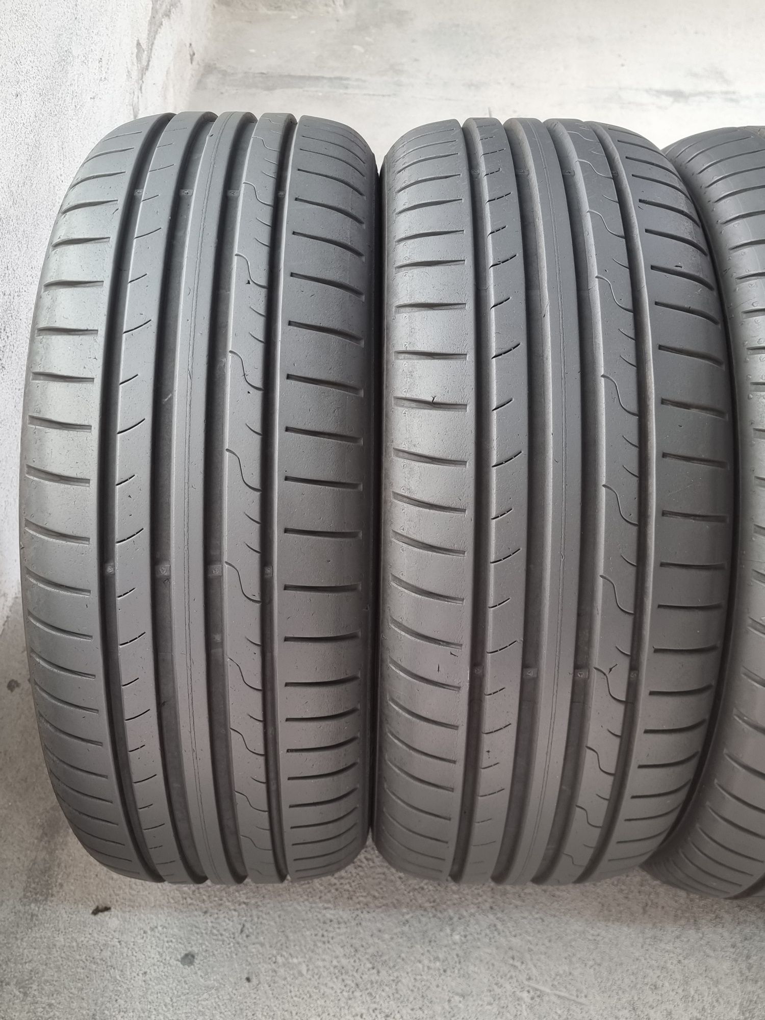 "Dot 21" 205/55/16 Dunlop 4Броя: 340лв 7.5мм