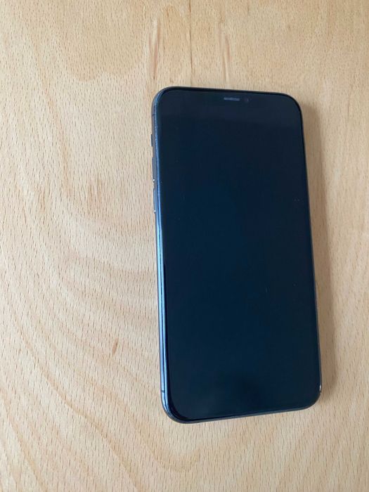 iPhone 11 PRO КАТО НОВИ 64gb