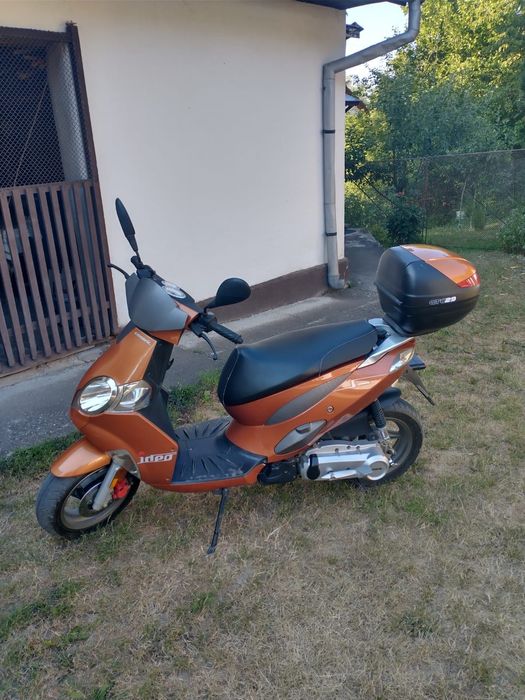 Scuter Generic 49 cc