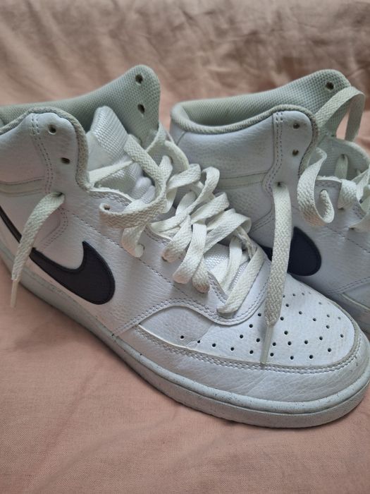 Adidasi Nike, marimea 41!