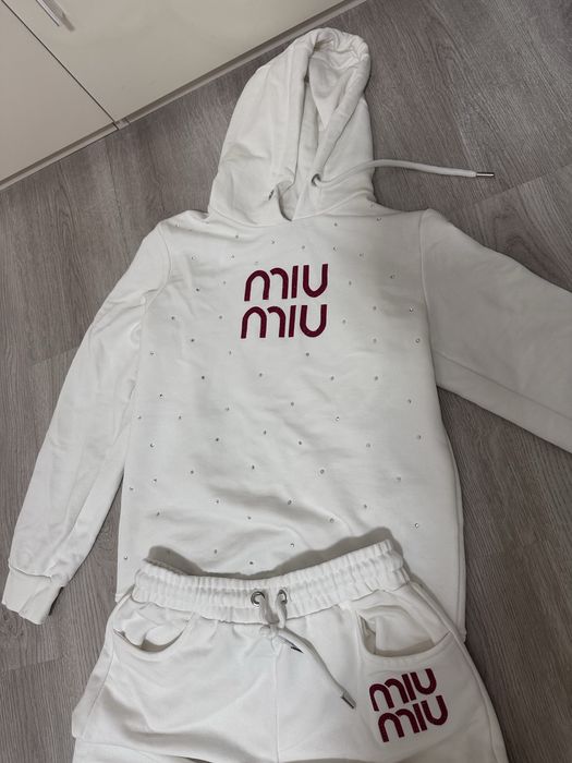Спортен екип miu miu