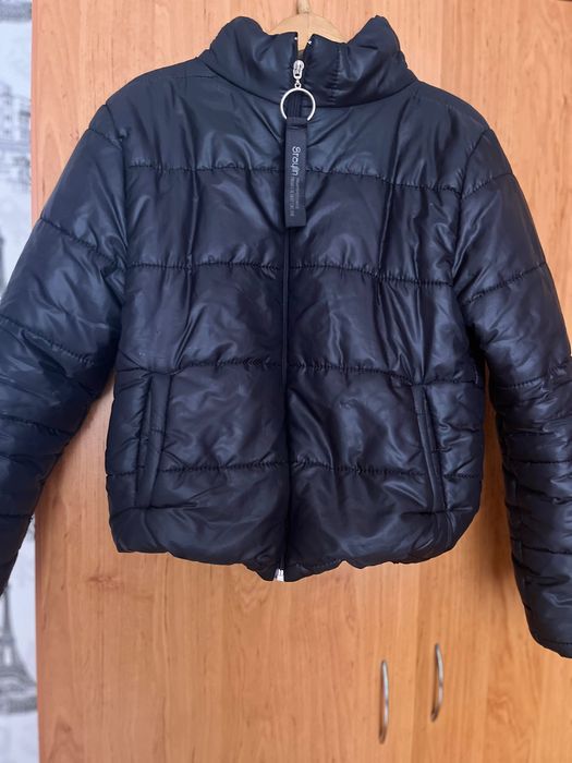 Черно Дамско късо яке