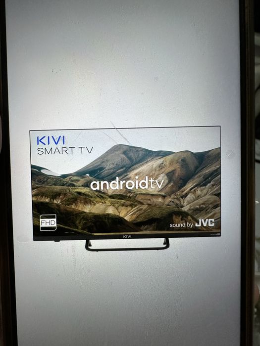 Срочно продам Телевизор Kivi 32F740LB Smart TV 32"
