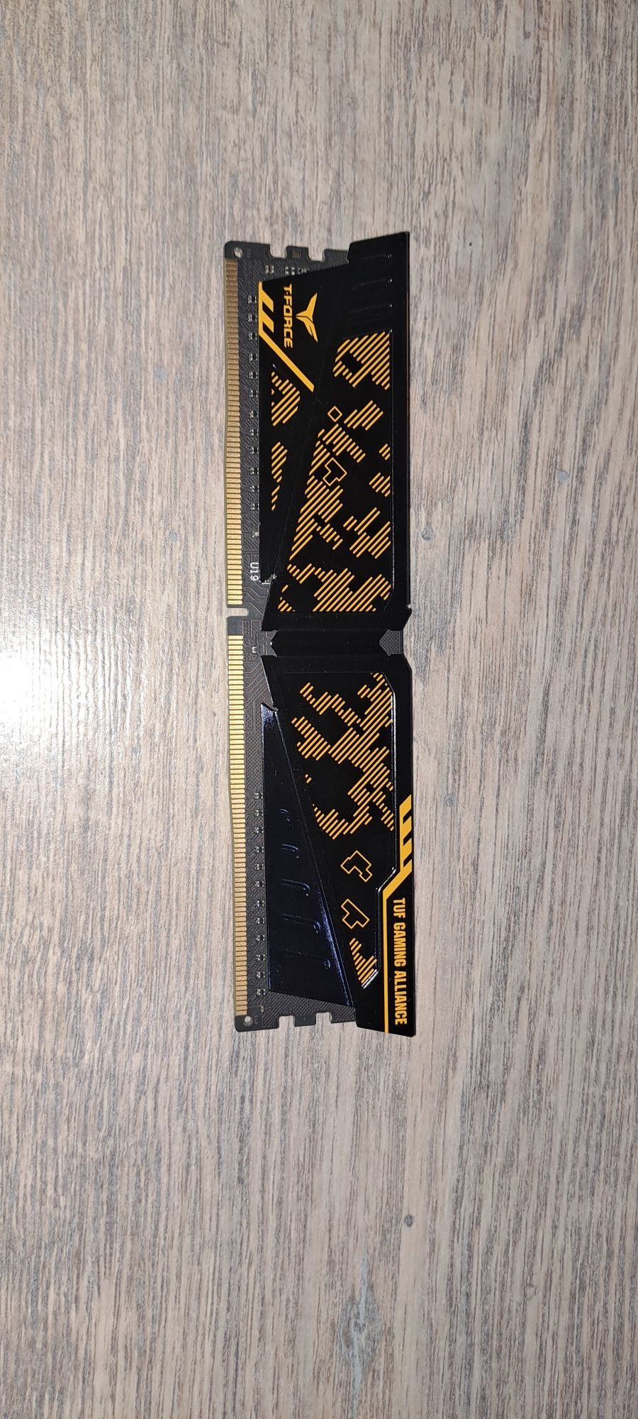 RAM Памет TEAMGROUP T-Force TUF Gaming Alliance 8GB DDR4 3200MHz

Mode
