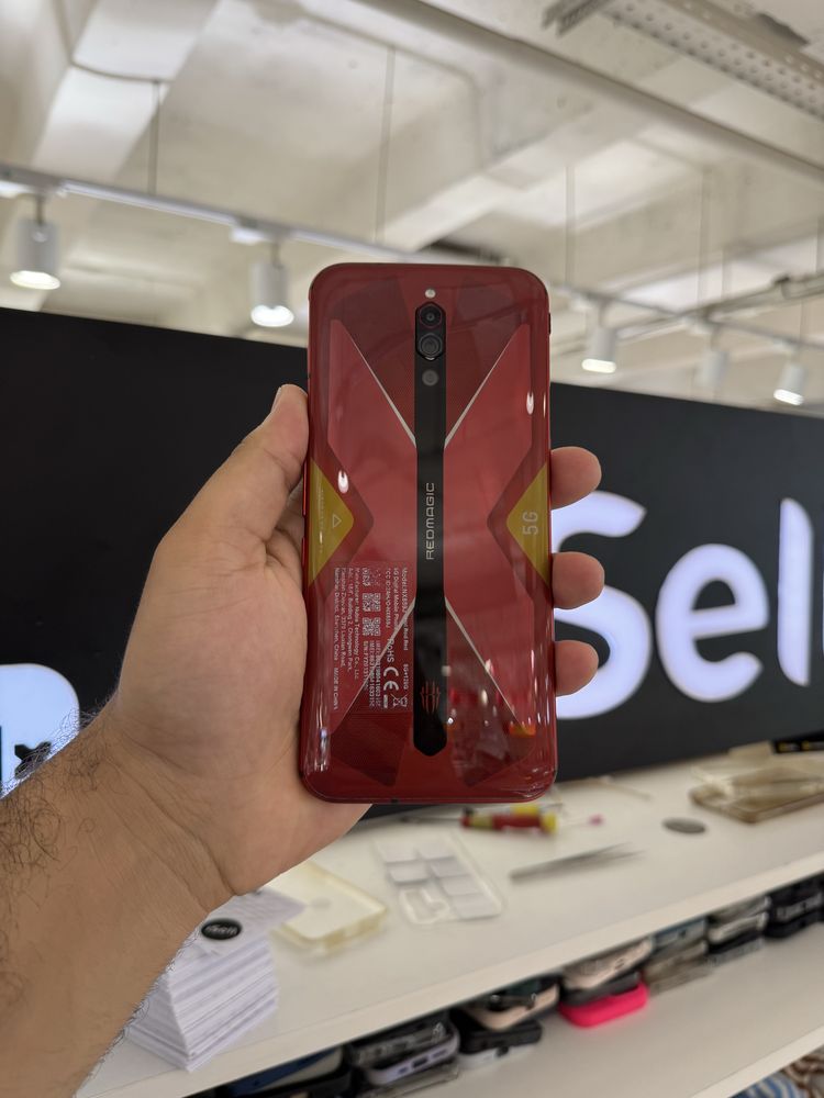 Red magic 5G 8/128gb
