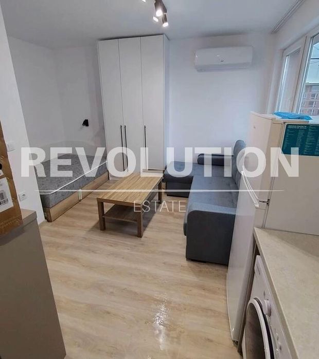 Дава се под наем Едностаен апартамент в Пловдив, Христо Смирненски - 40 кв.м за 250 € - Снимка #3