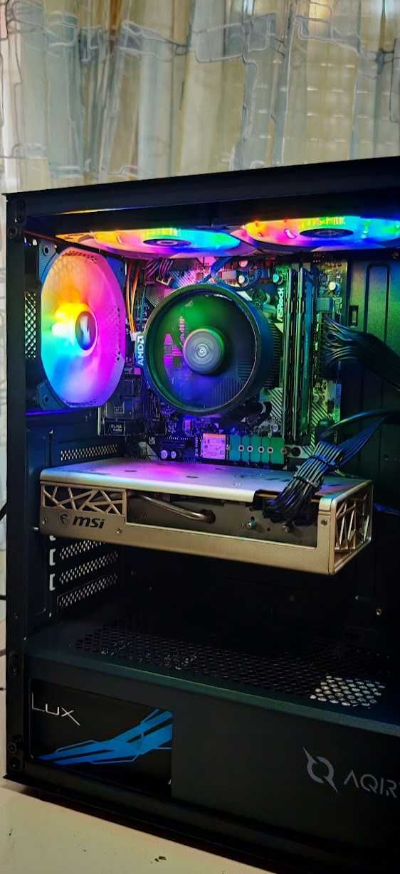 Добро Геймърско PC R5 5500/16Gb/512GB SSD+1TB HDD/RX 5700/Гаранция