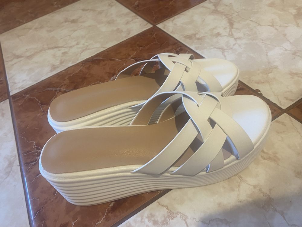 Papuci cu talpa 6 cm , comozi nr 41
