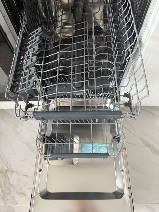 Продам посудамойку встроенную