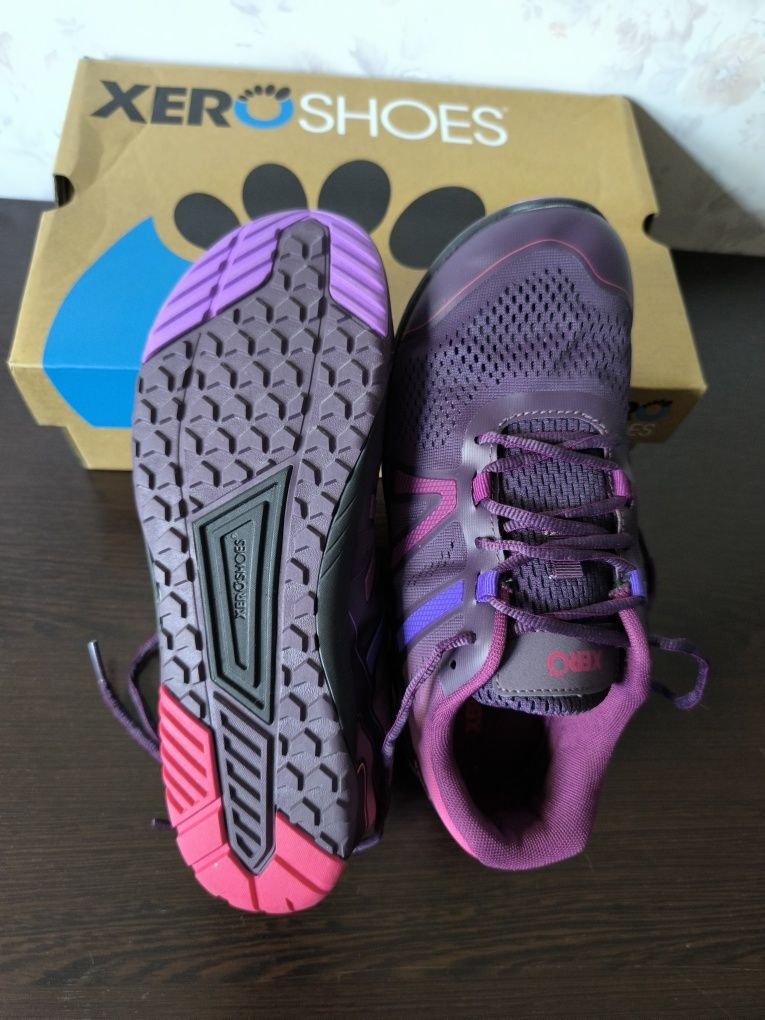 Кроссовки женские Xero shoes HFS II Lightweight Road Runner