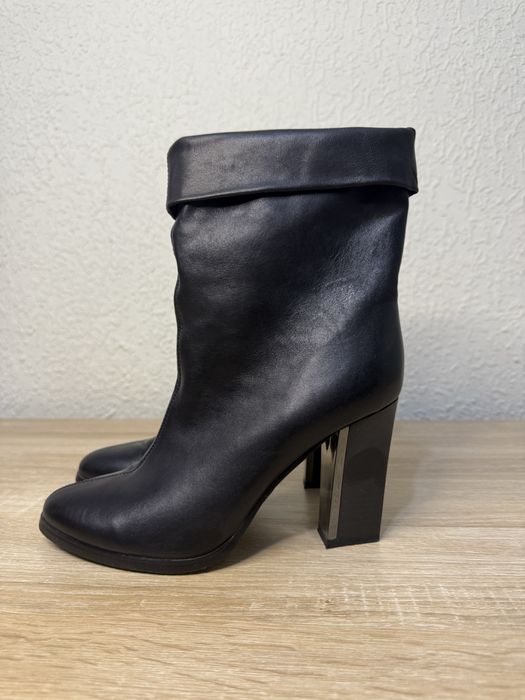 Обувь б/. В хорошем состаянии