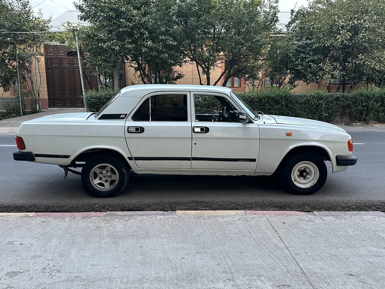 Продается volga 3129