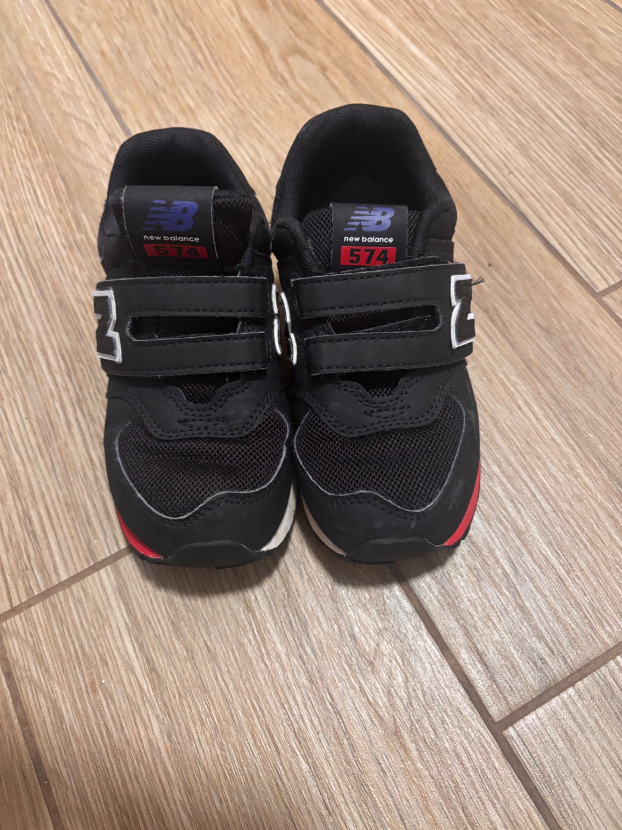 Маратонки Nike размер 26 и 29