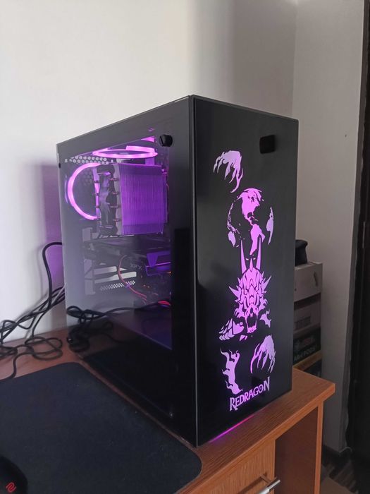 Unitate pc gaming High cu iluminare rgb